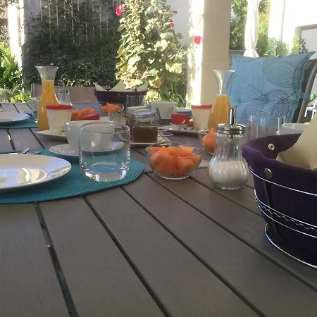 B&B Clos Les Arpents Verts Bed & Breakfast